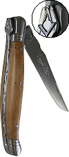 couteau Laguiole Franc-Ma&ccedil;on manche en bois de genevrier, ressort forg&eacute; avec &eacute;querre et compas sur la mouche (avec &eacute;tui en cuir brun, port oblique)