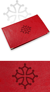 ''Croix occitane'', porte-ch&eacute;quier rouge (pour ch&eacute;quier avec talon haut, gravure sur la couverture)