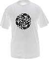 T-shirt personnnalis&eacute; : Les Trois Fothad (repr&eacute;sentation des trois principaux dieux celtes irlandais : Lug (ou Aendia) dieu principal qui excelle dans tous les domaines, Ogmios (ou Trendia) seigneur de la guerre, et Dagda (ou Caendia) dieu ''druide'' qui poss&egrave;de toutes les connaissances (sciences, magie...). Mod&egrave;le inspir&eacute; du ''Livre de Kell''
