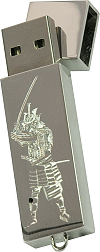 Cl&eacute; USB personnalis&eacute;e par gravure : samoura&iuml; avec katana