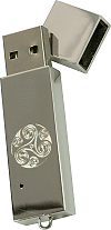 Cl&eacute; USB personnalis&eacute;e par gravure : triskel