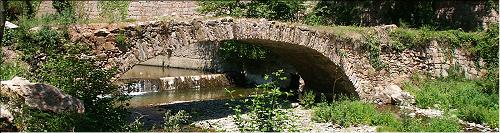 le pont romain, situé près de Caunes-Minervois, Aude, 11