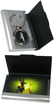set porte-clés et porte-cartes de visite personnalisé : exemple avec la plume de Maât