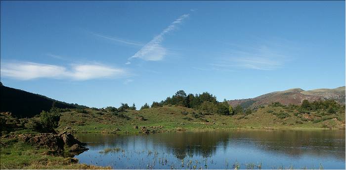 Etang de Lers (Ariège), octobre 2003 (photographie : Philippe Contal)