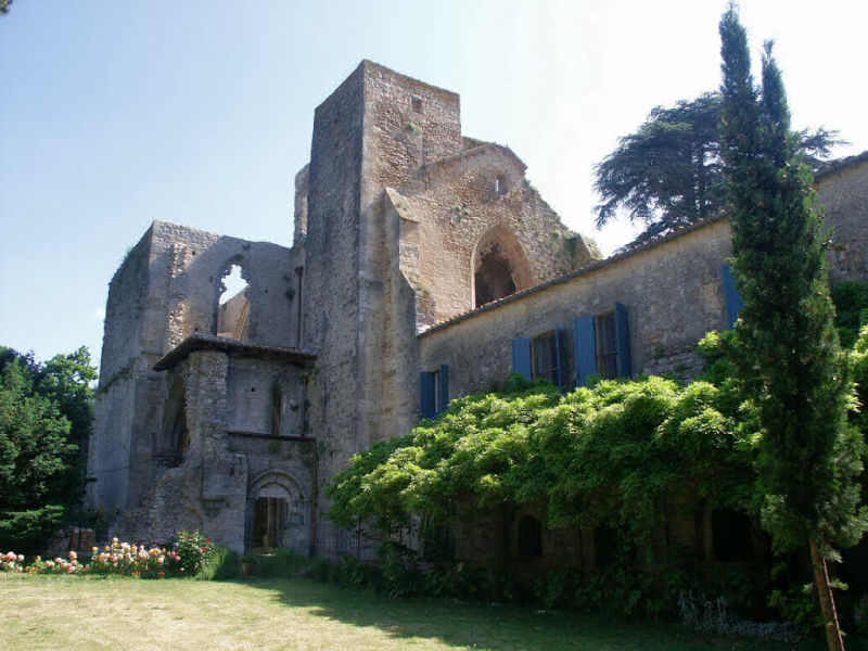 Abbaye de Villelongue (Aude ; photographie : Philippe Contal, 2004) 