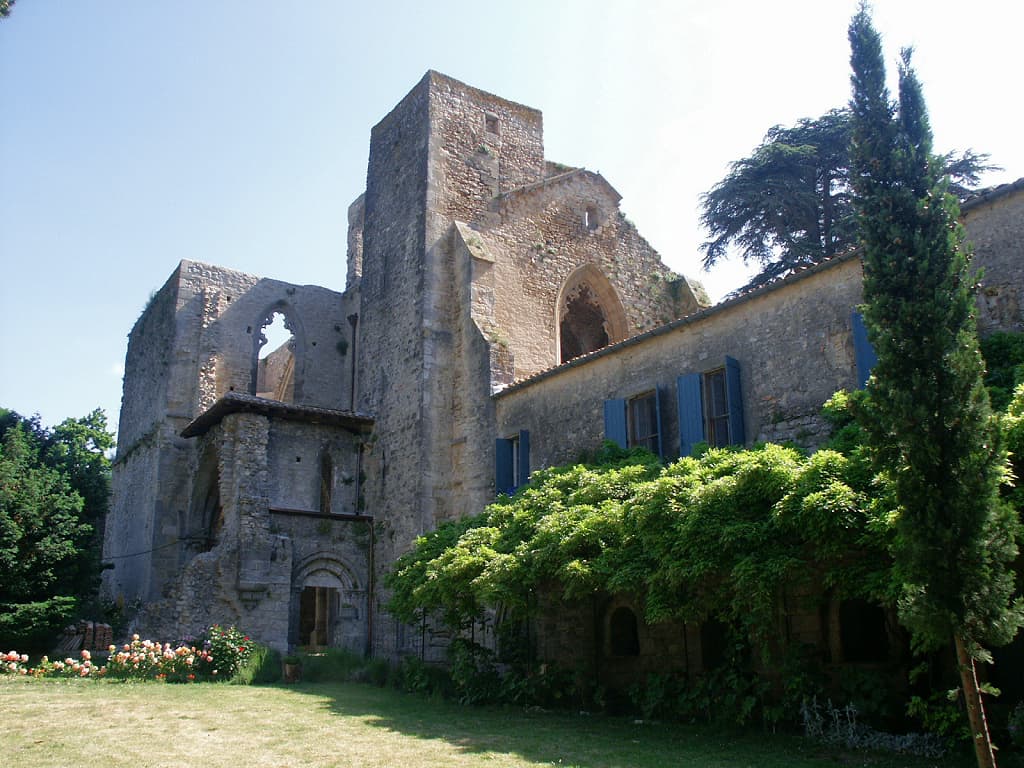 Abbaye de Villelongue (Aude ; photographie : Philippe Contal, 2004) 