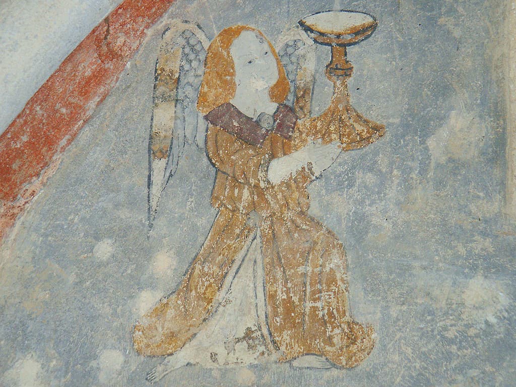 Ange portant une coupe sacrée (Graal), peinture sur un mur intérieur de l'abbaye Saint-Hilaire (photographie ; Philippe Contal, 2004)