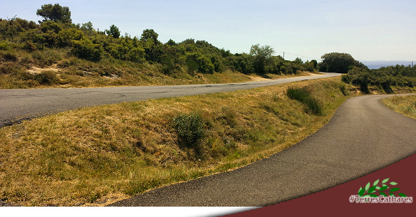 Curiosités et singularités en #TerresCathares [photographile de la Curiosité de Lauriole, Hérault : Wikipedia)